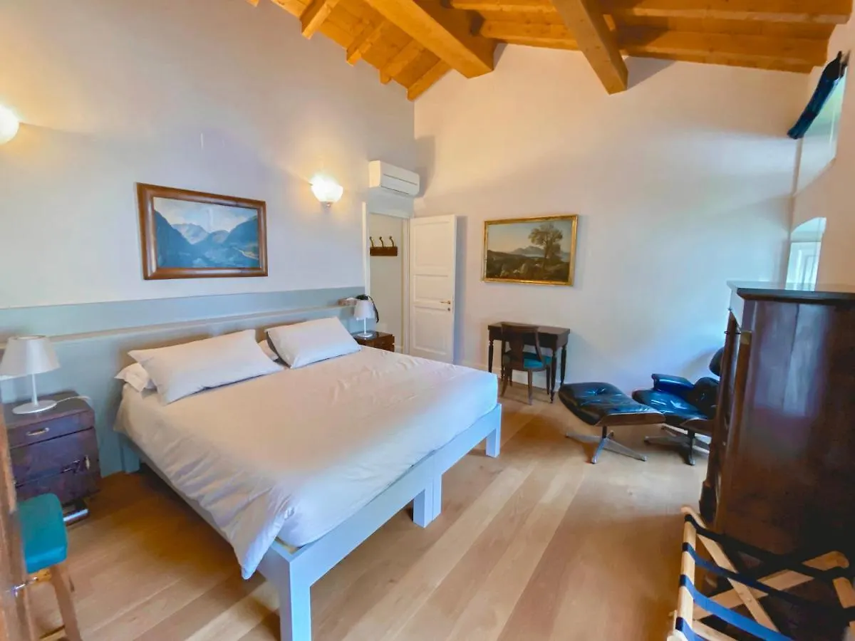 トレメッツォ Casa Vittoriaヴィラ 0*,  イタリア