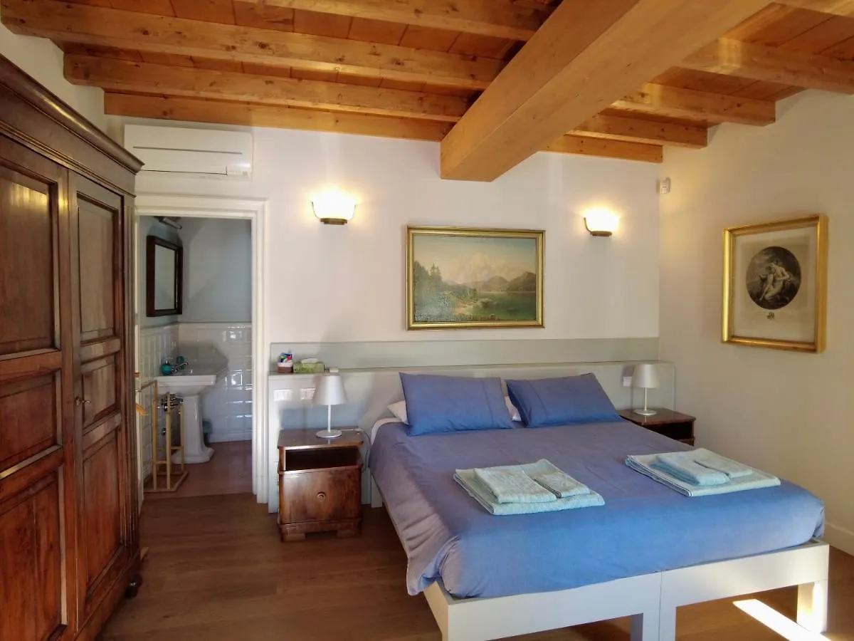 ヴィラ トレメッツォ Casa Vittoriaヴィラ イタリア