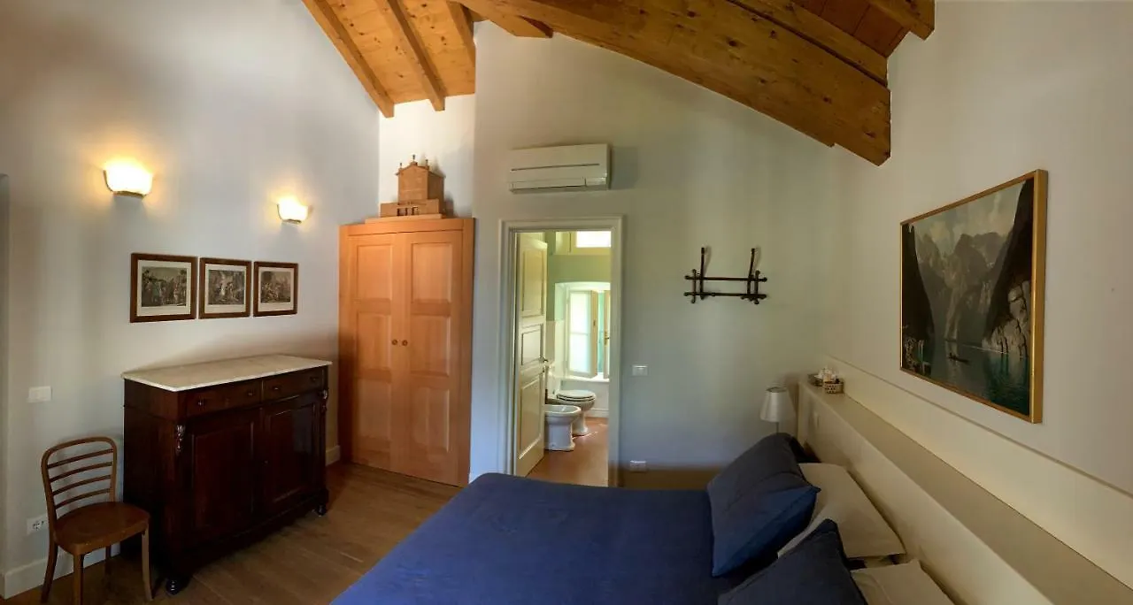 トレメッツォ Casa Vittoriaヴィラ 0*,  イタリア